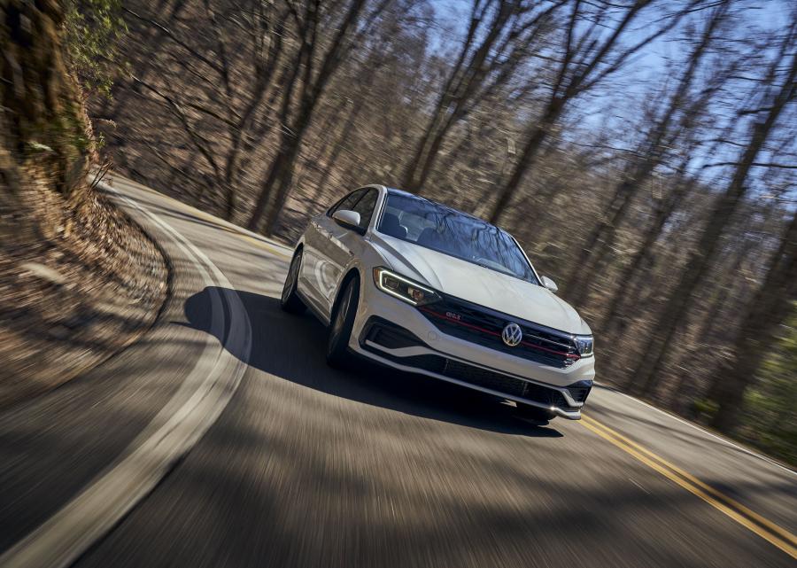  Volkswagen Jetta GLI Autobahn 2019 года  (NA) (фото 17 из 20)